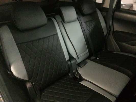 Авточехлы на Peugeot 4007