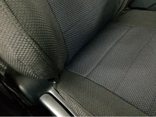 Авточехлы на Toyota RAV 4 CA40 Авточехлы на Toyota RAV 4 CA40