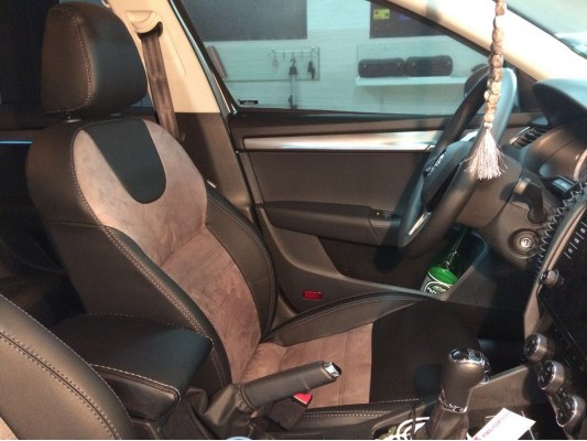 Каркасные авточехлы на Skoda Octavia A7 FL