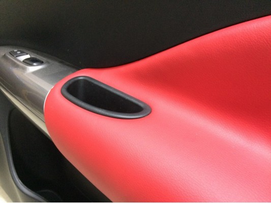 Перетяжка дверных карт